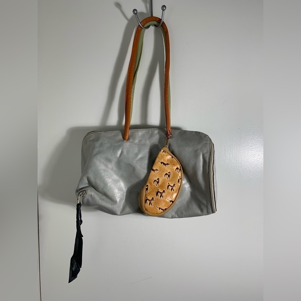 Carol Hearty vintage one if a kind, gray, genuine leather art bag, handbag - Picture 3 of 9
